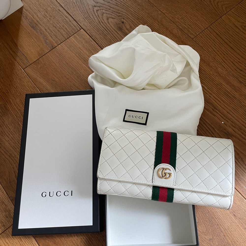 Gucci wallet